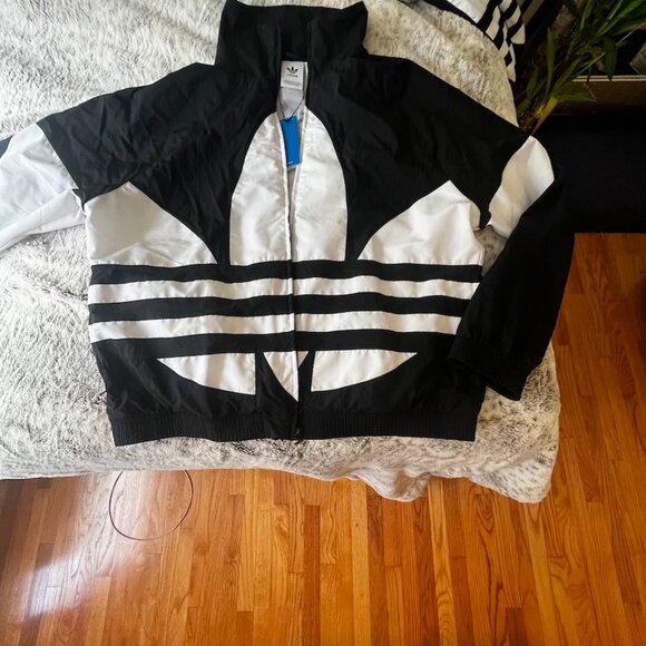 NWT Adidas BIG TREFOIL TRACK Jacket FM9892 Black White L runs XL - Picture 6 of 10